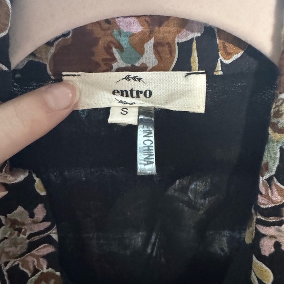 Entro Black Floral Dress - Picture 3 of 4